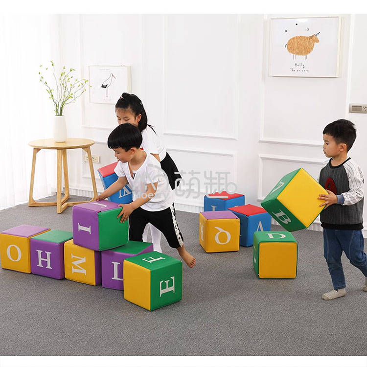 モエトリー キッズ DIY スポンジABC文字キューブブロッ - Kids Education Name のレビューと価格