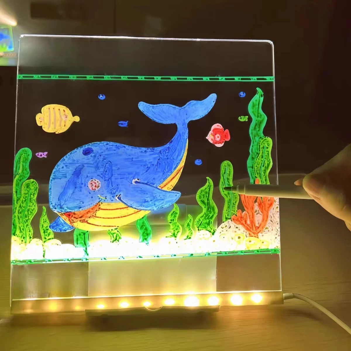 マジックグロー キッズ ドローイングボード：再利用可能なLC - Kids Education Tablets のレビューと価格